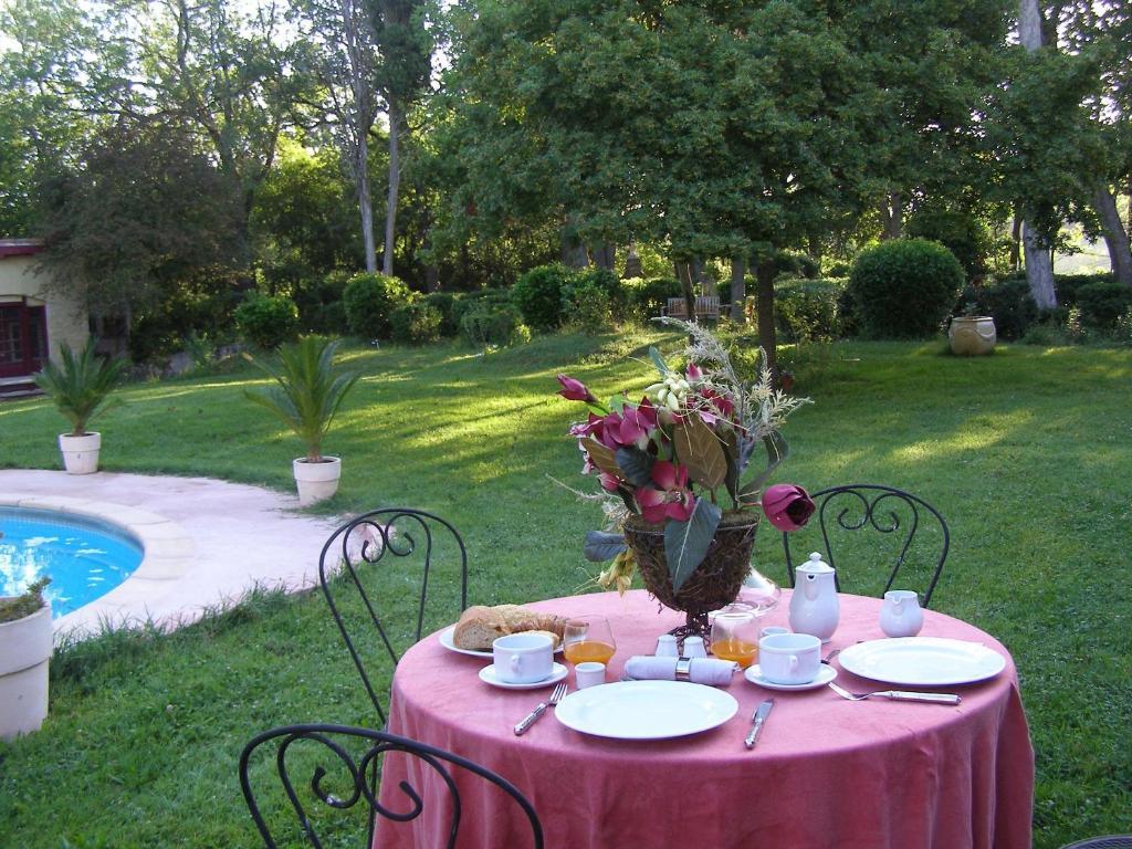 Le Relais Du Silence Chateau Lavail Labastide-dʼAnjou Екстериор снимка