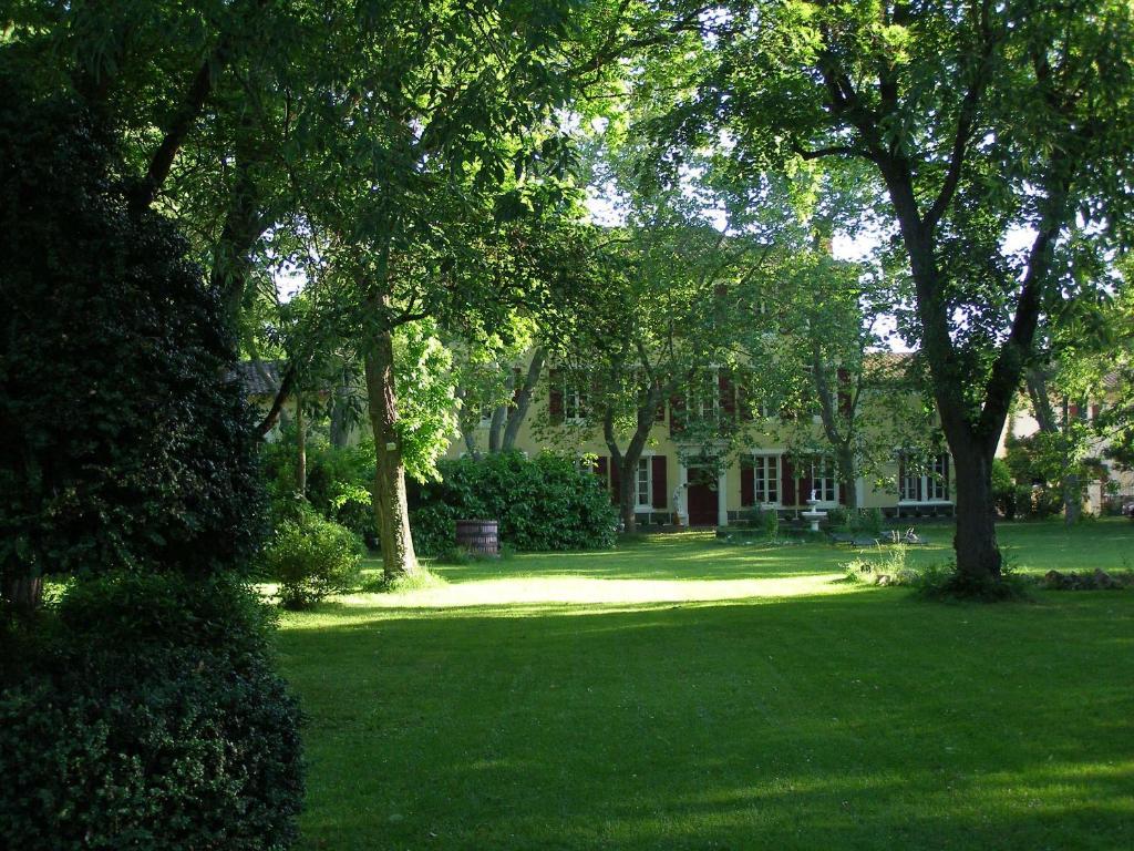 Le Relais Du Silence Chateau Lavail Labastide-dʼAnjou Екстериор снимка
