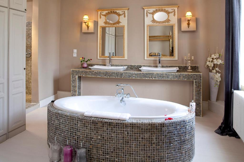 Le Relais Du Silence Chateau Lavail Labastide-dʼAnjou Стая снимка